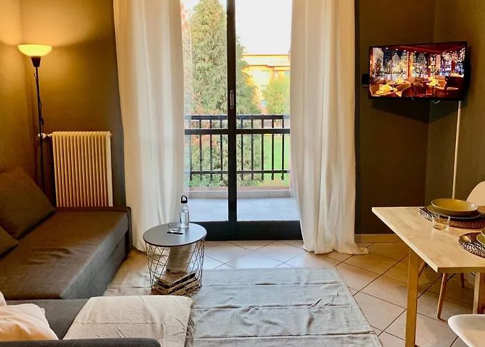 Gius' Elegante Vicino Ospedale Biella *
